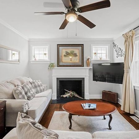 Private House + Yard Central Location To All Rva 里士满 外观 照片