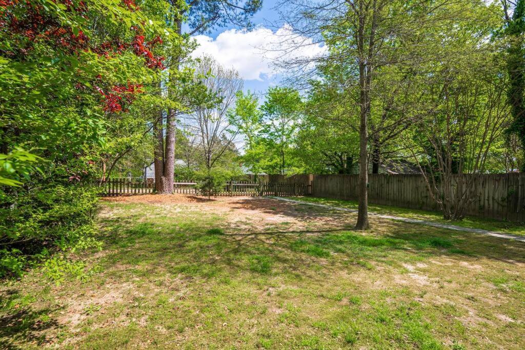 Private House + Yard Central Location To All Rva 里士满 外观 照片